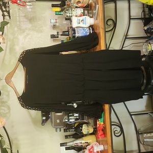 White House Black Market in Medium